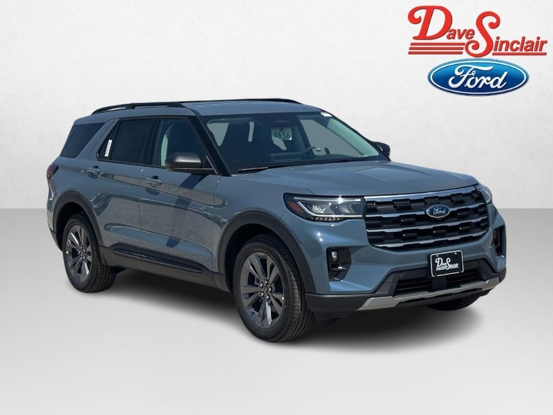 Ford Explorer Vehicle Full-screen Gallery Image 04
