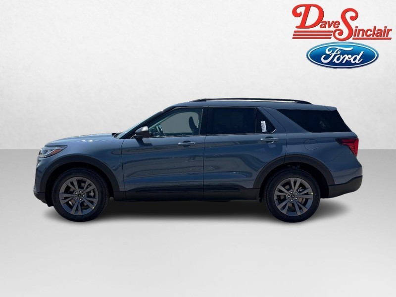 Ford Explorer Vehicle Full-screen Gallery Image 10