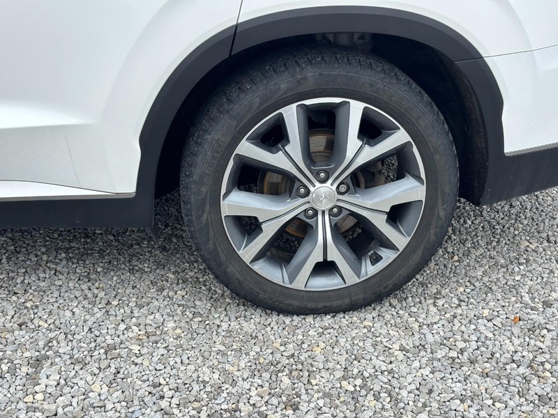 Hyundai Palisade Vehicle Full-screen Gallery Image 12