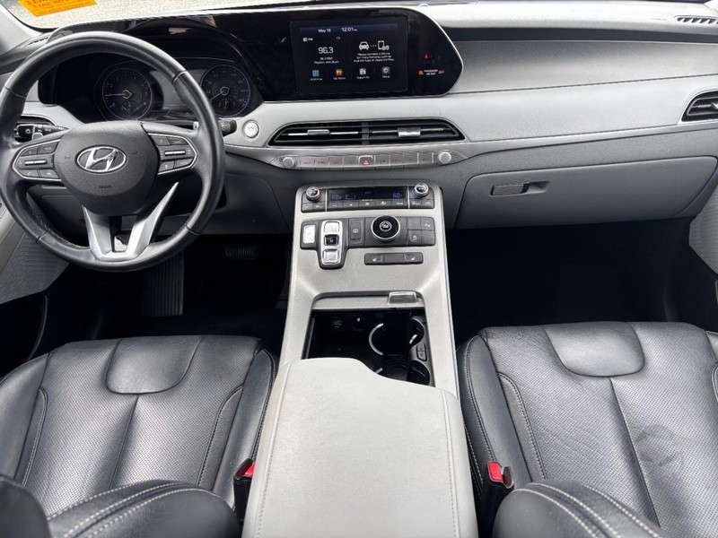 Hyundai Palisade Vehicle Full-screen Gallery Image 16