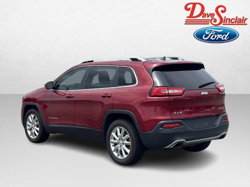 Jeep Cherokee Vehicle Image 09