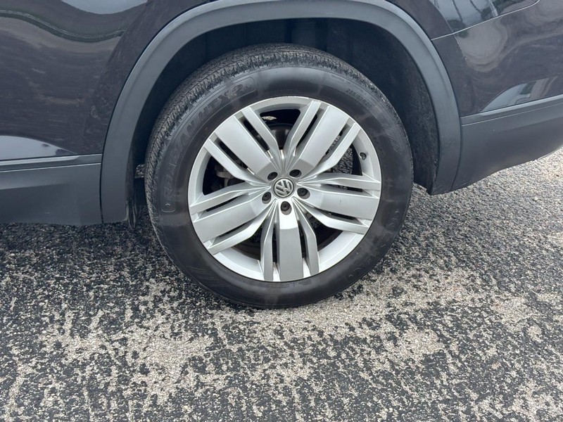 Volkswagen Atlas Vehicle Image 12