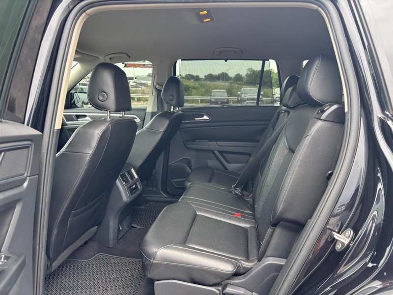 Volkswagen Atlas Vehicle Image 14