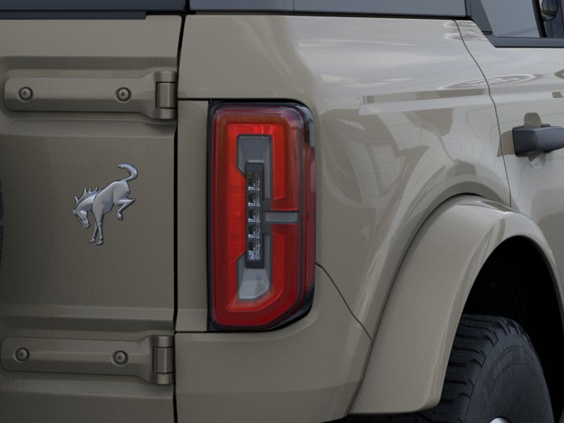 Ford Bronco Vehicle Image 25