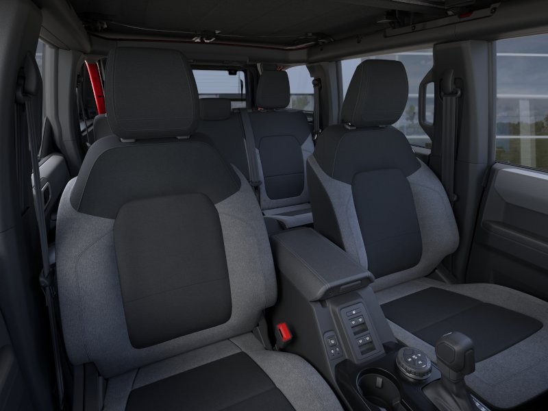 Ford Bronco Vehicle Image 12