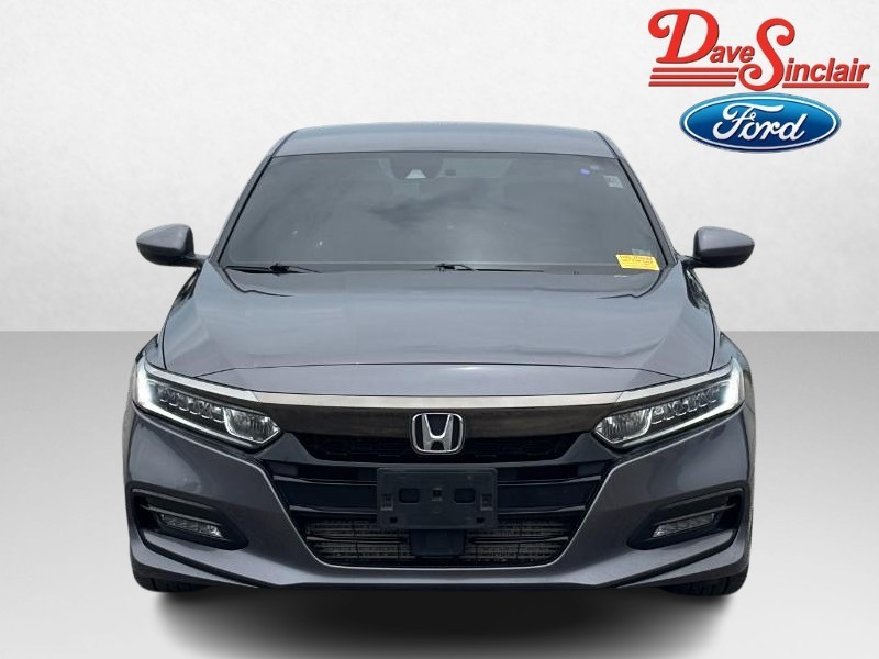 Honda Accord Sedan Vehicle Full-screen Gallery Image 02