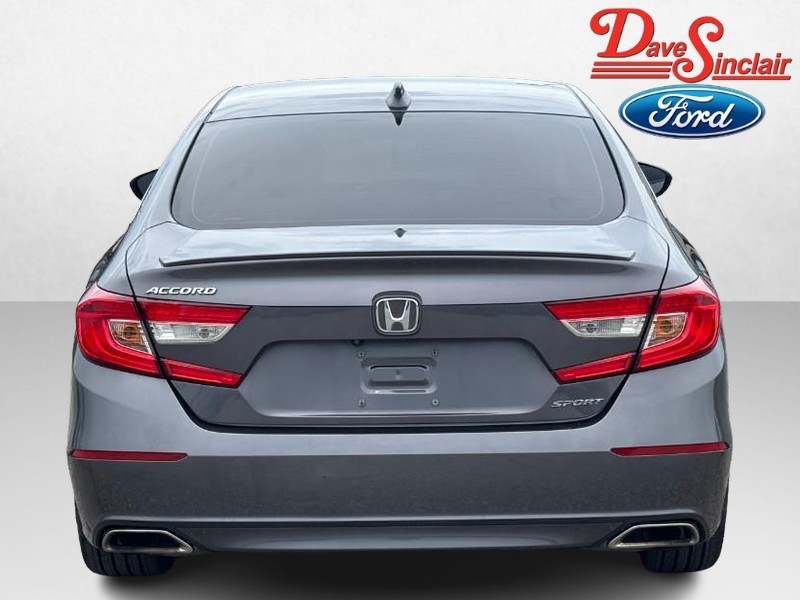 Honda Accord Sedan Vehicle Full-screen Gallery Image 08