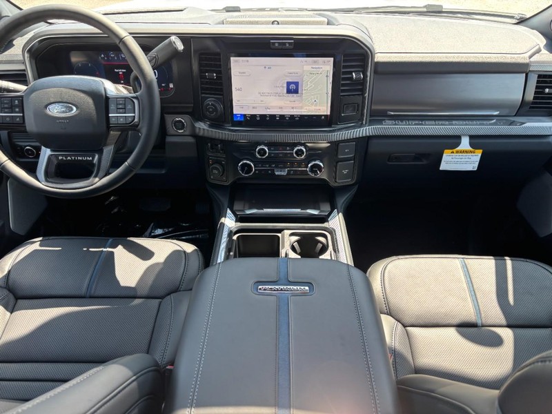 Ford Super Duty F-350 SRW Vehicle Image 14