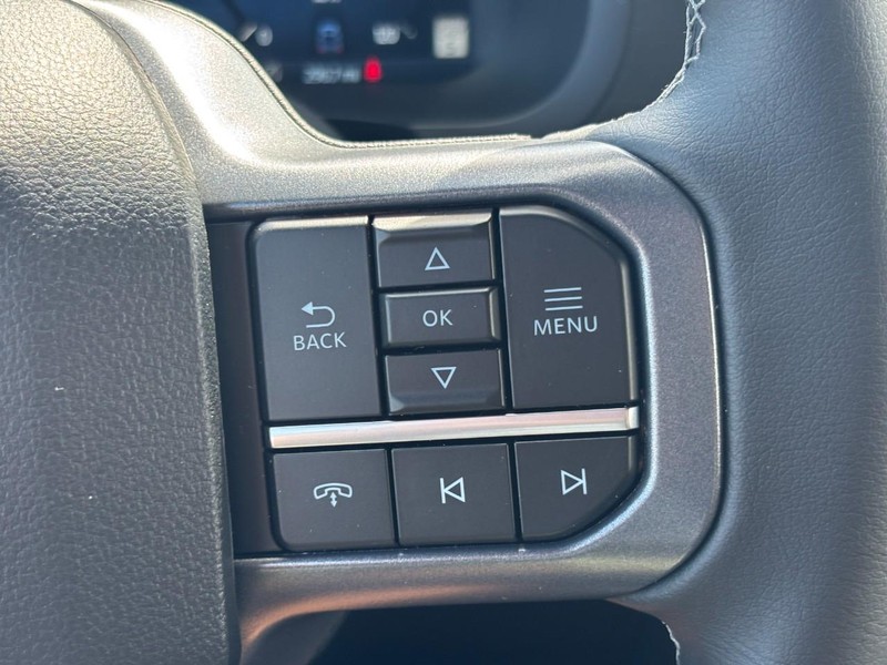 Ford F-150 Vehicle Full-screen Gallery Image 20