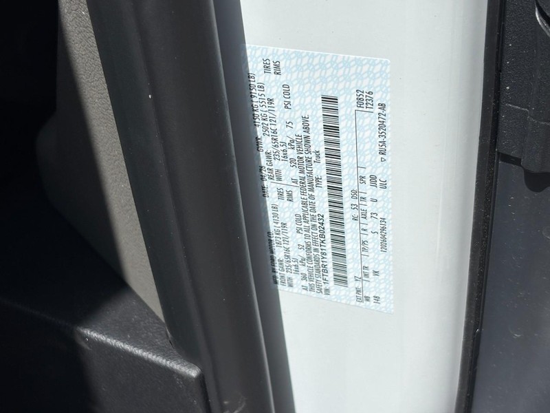 Ford Transit Cargo Van Vehicle Full-screen Gallery Image 23
