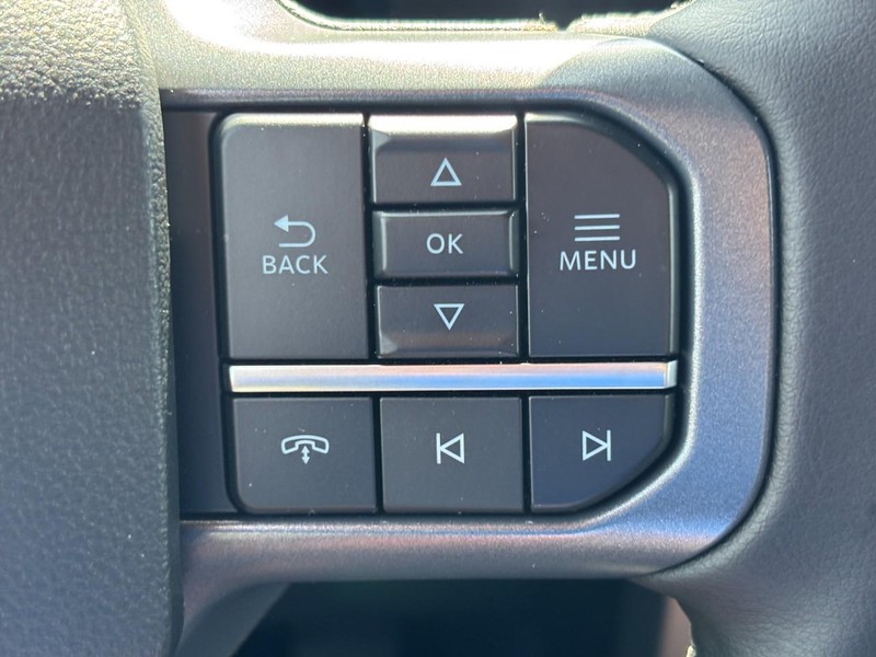 Ford F-150 Vehicle Full-screen Gallery Image 20