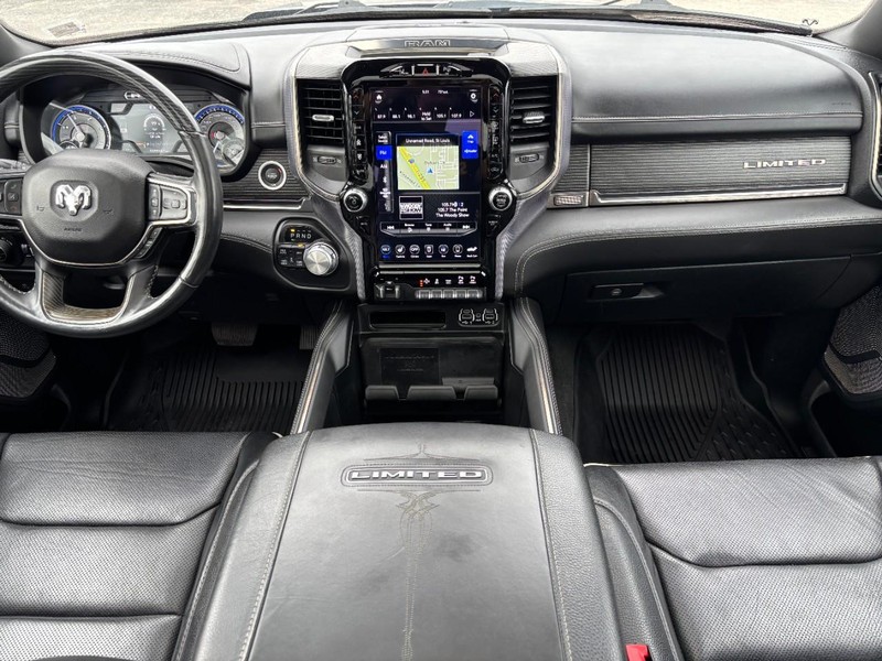 Ram 1500 Vehicle Full-screen Gallery Image 15