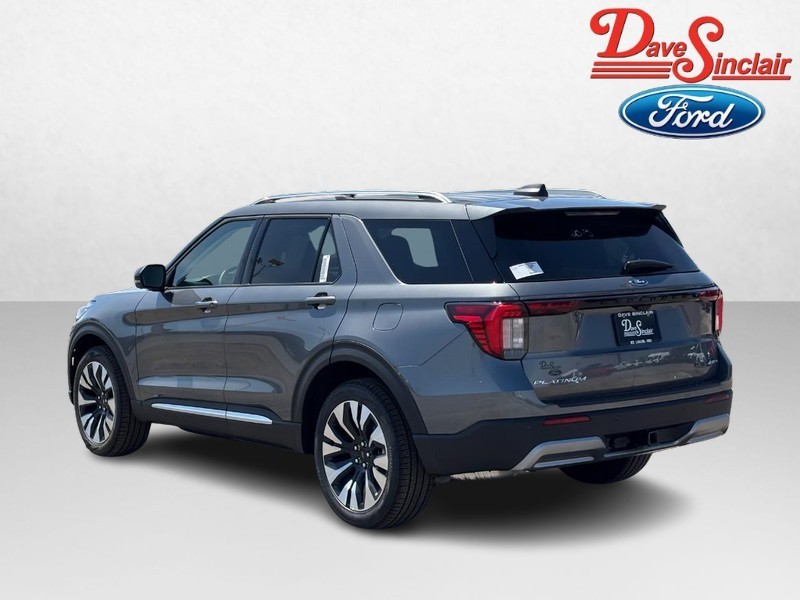 Ford Explorer Vehicle Full-screen Gallery Image 09