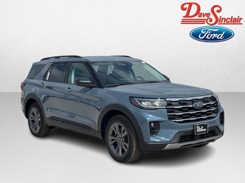 Ford Explorer Vehicle Full-screen Gallery Image 04