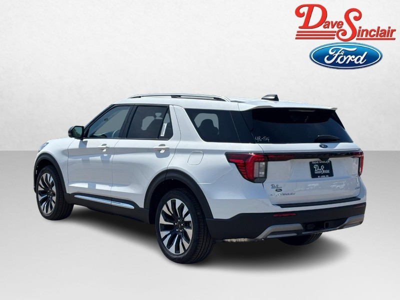 Ford Explorer Vehicle Full-screen Gallery Image 09
