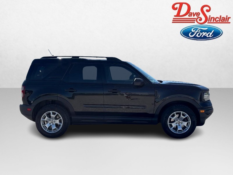 Ford Bronco Sport Vehicle Full-screen Gallery Image 05