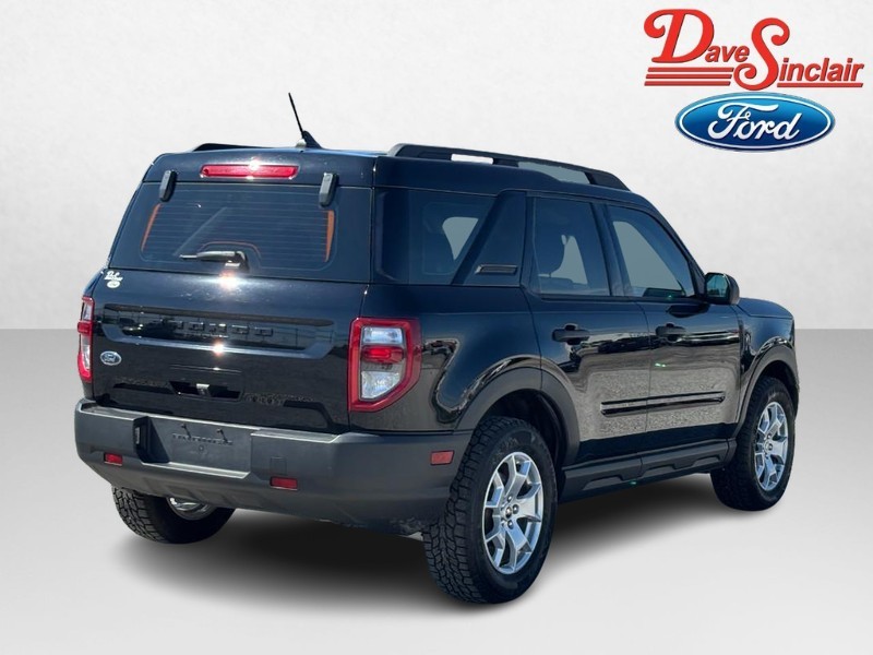 Ford Bronco Sport Vehicle Full-screen Gallery Image 07