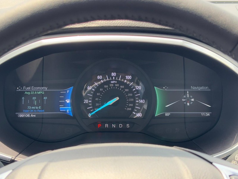 Ford Edge Vehicle Full-screen Gallery Image 19