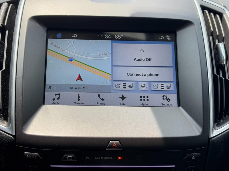 Ford Edge Vehicle Full-screen Gallery Image 20