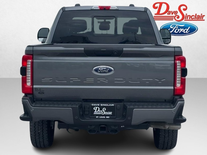 Ford Super Duty F-250 SRW Vehicle Image 08