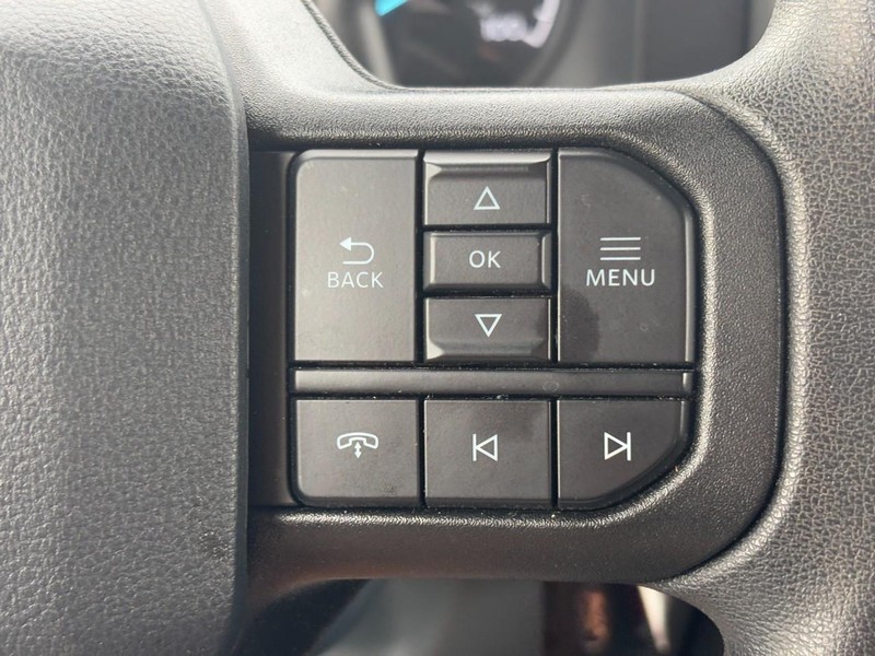 Ford Super Duty F-250 SRW Vehicle Image 20