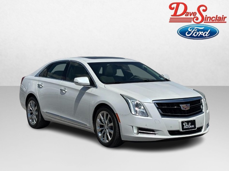 Cadillac XTS Vehicle Full-screen Gallery Image 04
