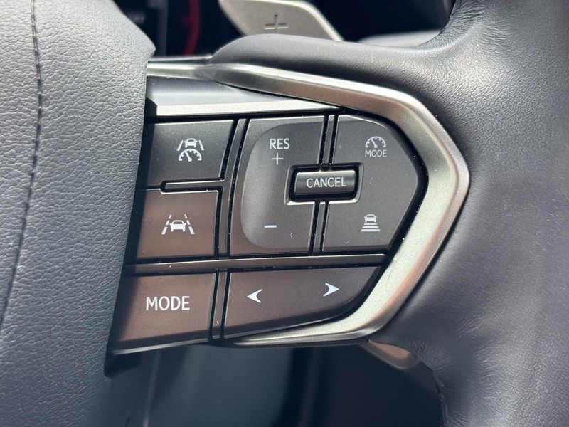 Lexus TX Vehicle Full-screen Gallery Image 22