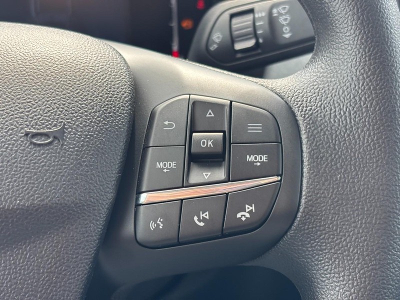 Ford Maverick Vehicle Full-screen Gallery Image 20