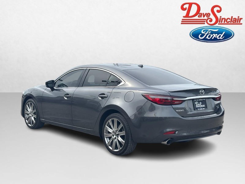 Mazda MAZDA6 Vehicle Full-screen Gallery Image 09