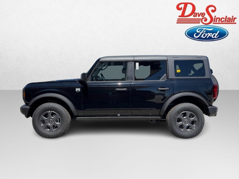 Ford Bronco Vehicle Full-screen Gallery Image 10