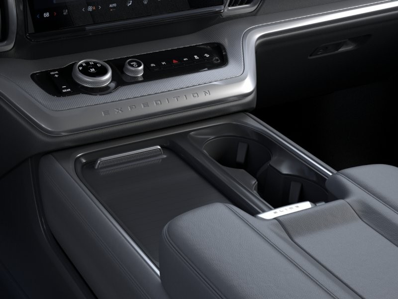 Ford Expedition Vehicle Full-screen Gallery Image 17