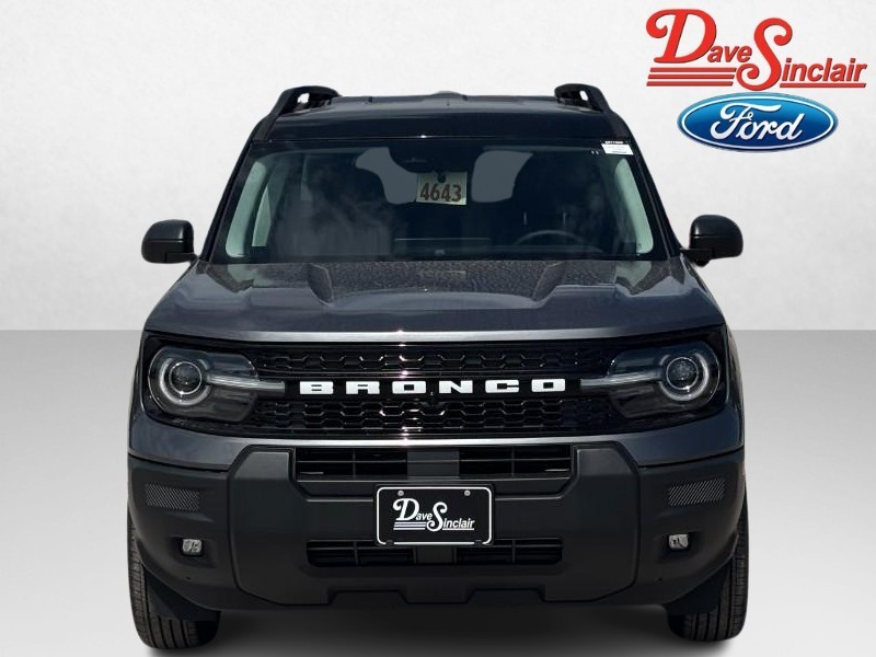 Ford Bronco Sport Vehicle Full-screen Gallery Image 02