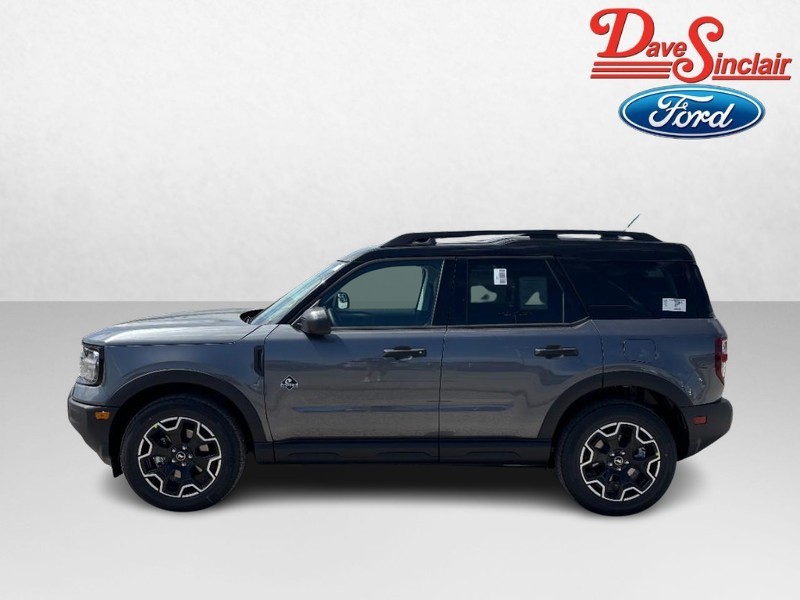 Ford Bronco Sport Vehicle Full-screen Gallery Image 10