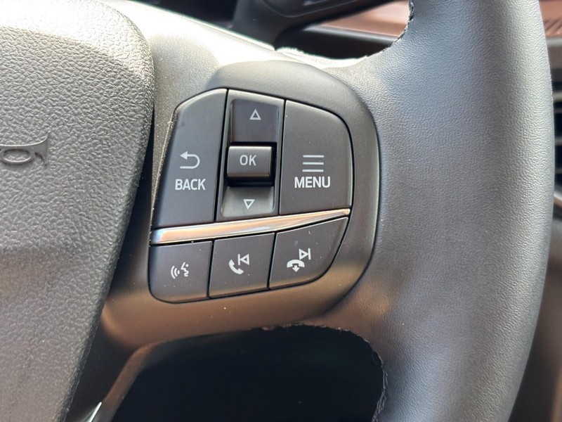 Ford Bronco Sport Vehicle Full-screen Gallery Image 20