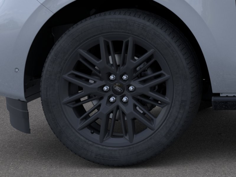 Ford Expedition Max Vehicle Full-screen Gallery Image 21