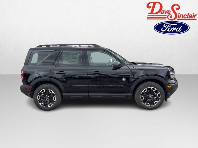 2026 Ford Bronco Sport Outer Banks thumbnail image 04