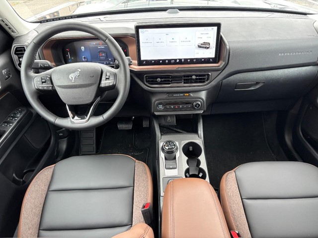 2026 Ford Bronco Sport Outer Banks thumbnail image 13