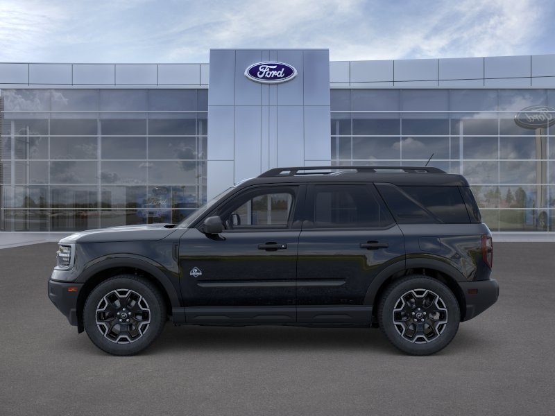 Ford Bronco Sport Vehicle Full-screen Gallery Image 04