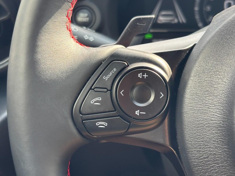 Subaru BRZ Vehicle Full-screen Gallery Image 17