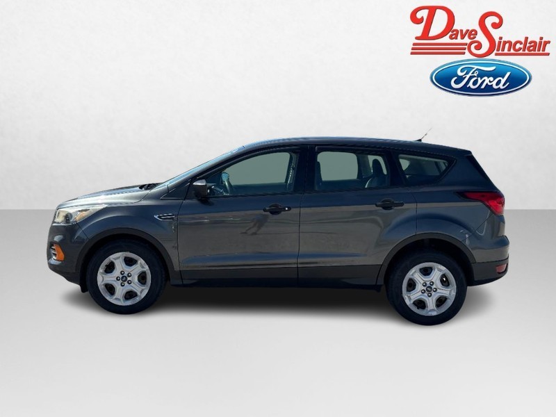 Ford Escape Vehicle Full-screen Gallery Image 10