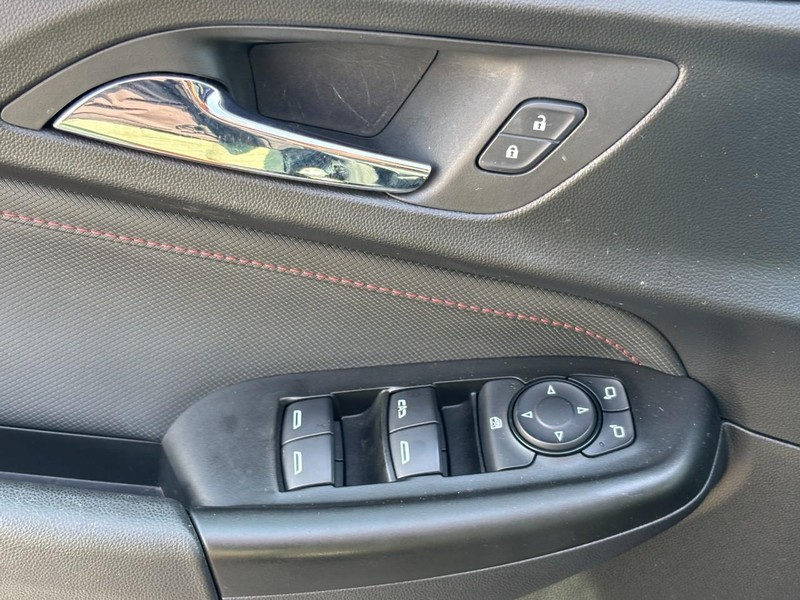 Chevrolet TrailBlazer Vehicle Full-screen Gallery Image 18