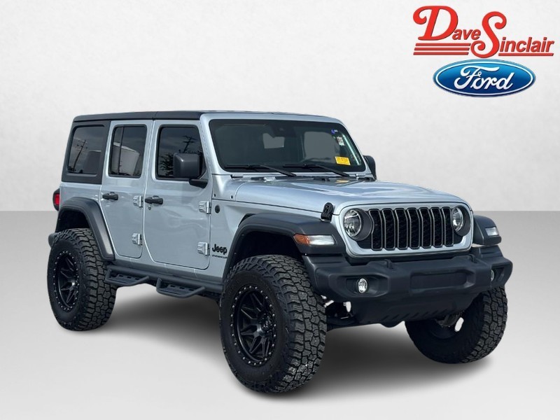 Jeep Wrangler Vehicle Full-screen Gallery Image 04