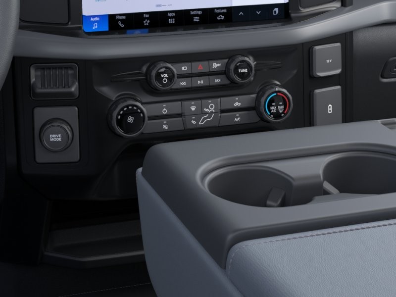 Ford F-150 Vehicle Full-screen Gallery Image 17