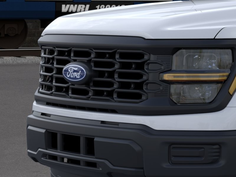 Ford F-150 Vehicle Full-screen Gallery Image 19