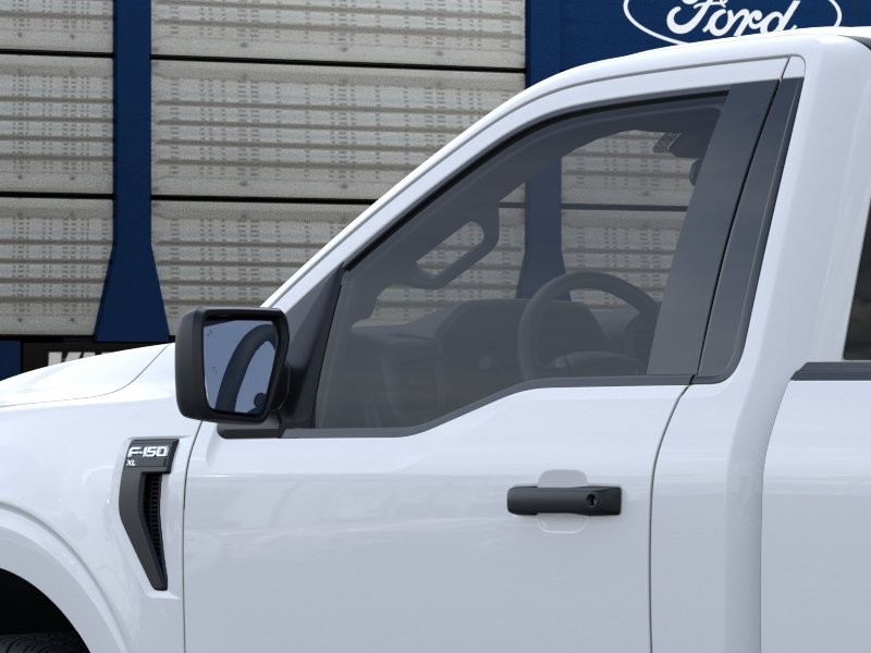 Ford F-150 Vehicle Full-screen Gallery Image 22