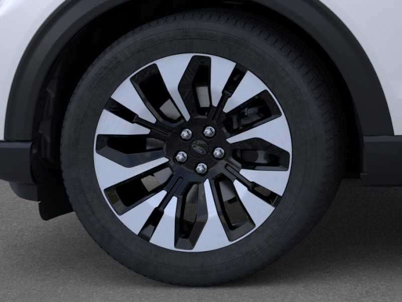 Ford Explorer Vehicle Full-screen Gallery Image 21