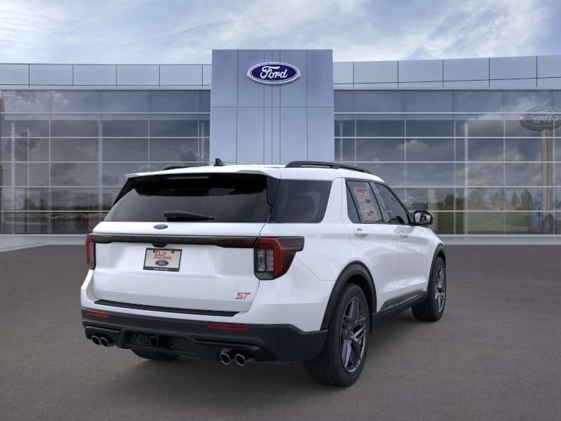 Ford Explorer Vehicle Full-screen Gallery Image 10