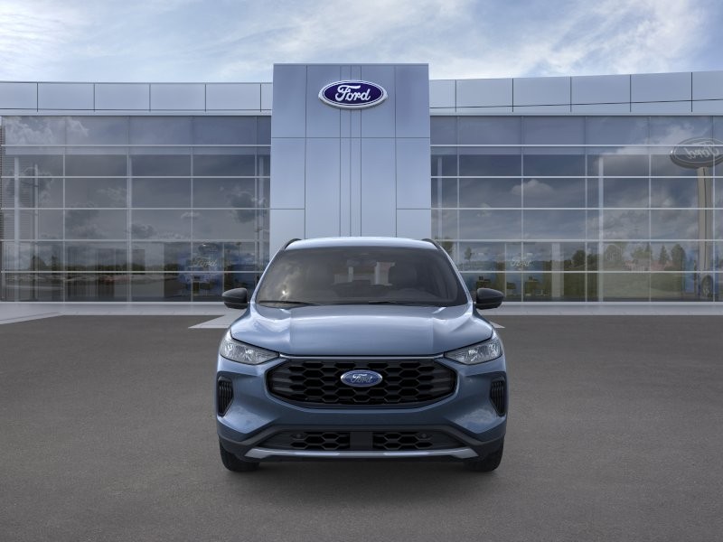 Ford Escape Vehicle Full-screen Gallery Image 08