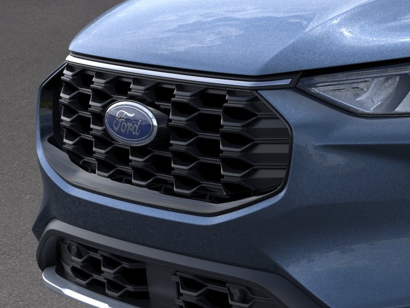 Ford Escape Vehicle Full-screen Gallery Image 19