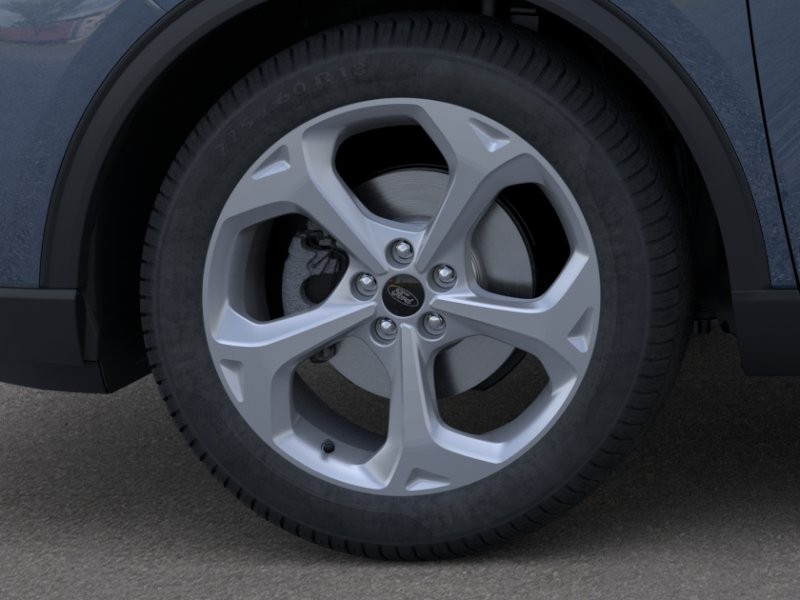 Ford Escape Vehicle Full-screen Gallery Image 21